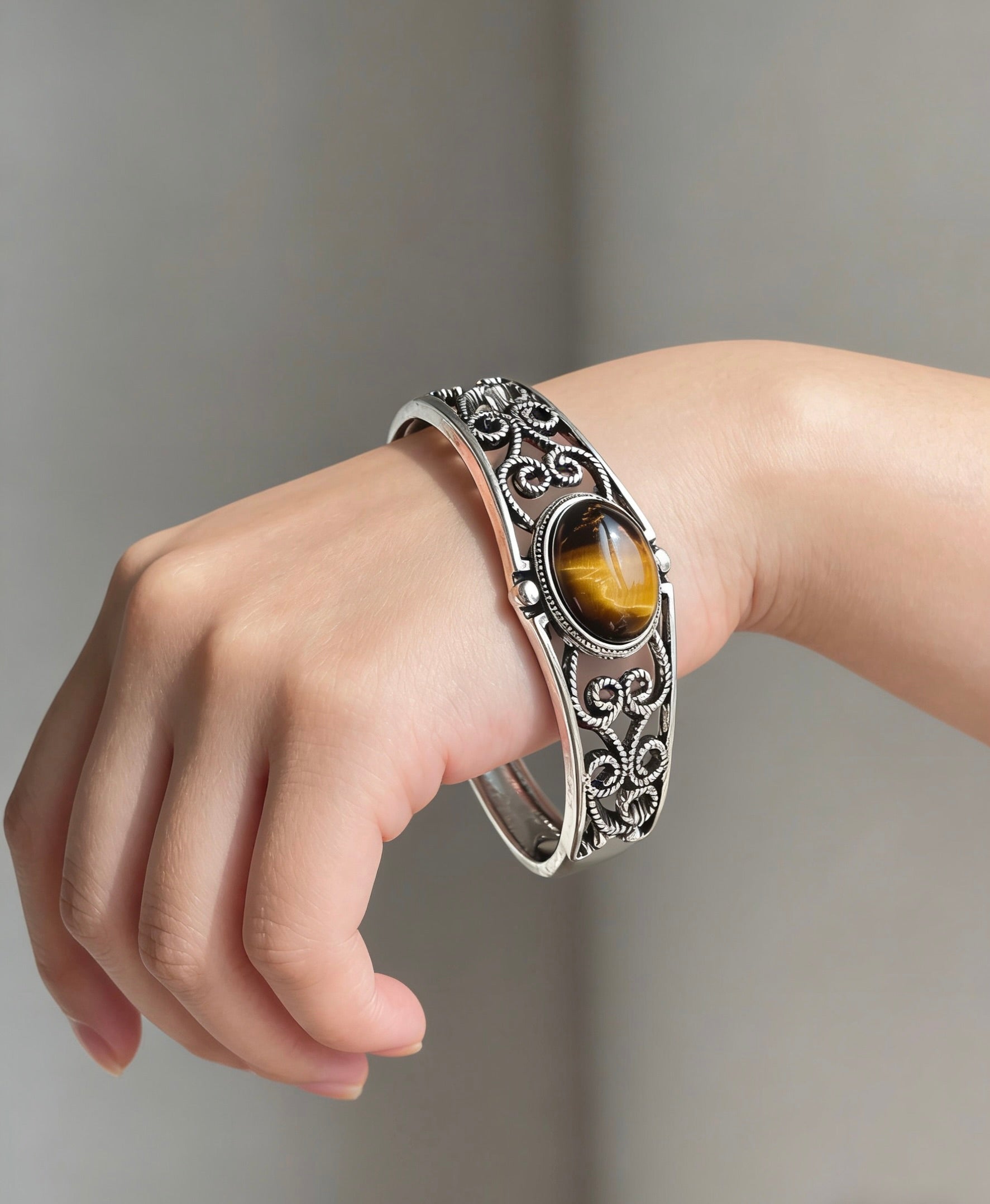 Vintage|bracelet|No returns or exchanges|1011612