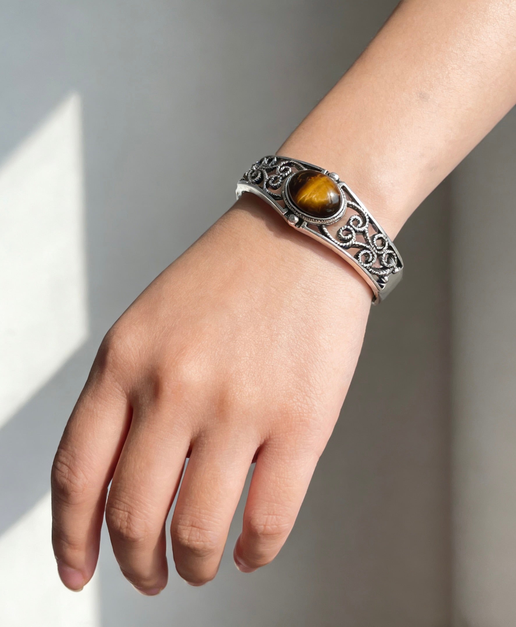 Vintage|bracelet|No returns or exchanges|1011612