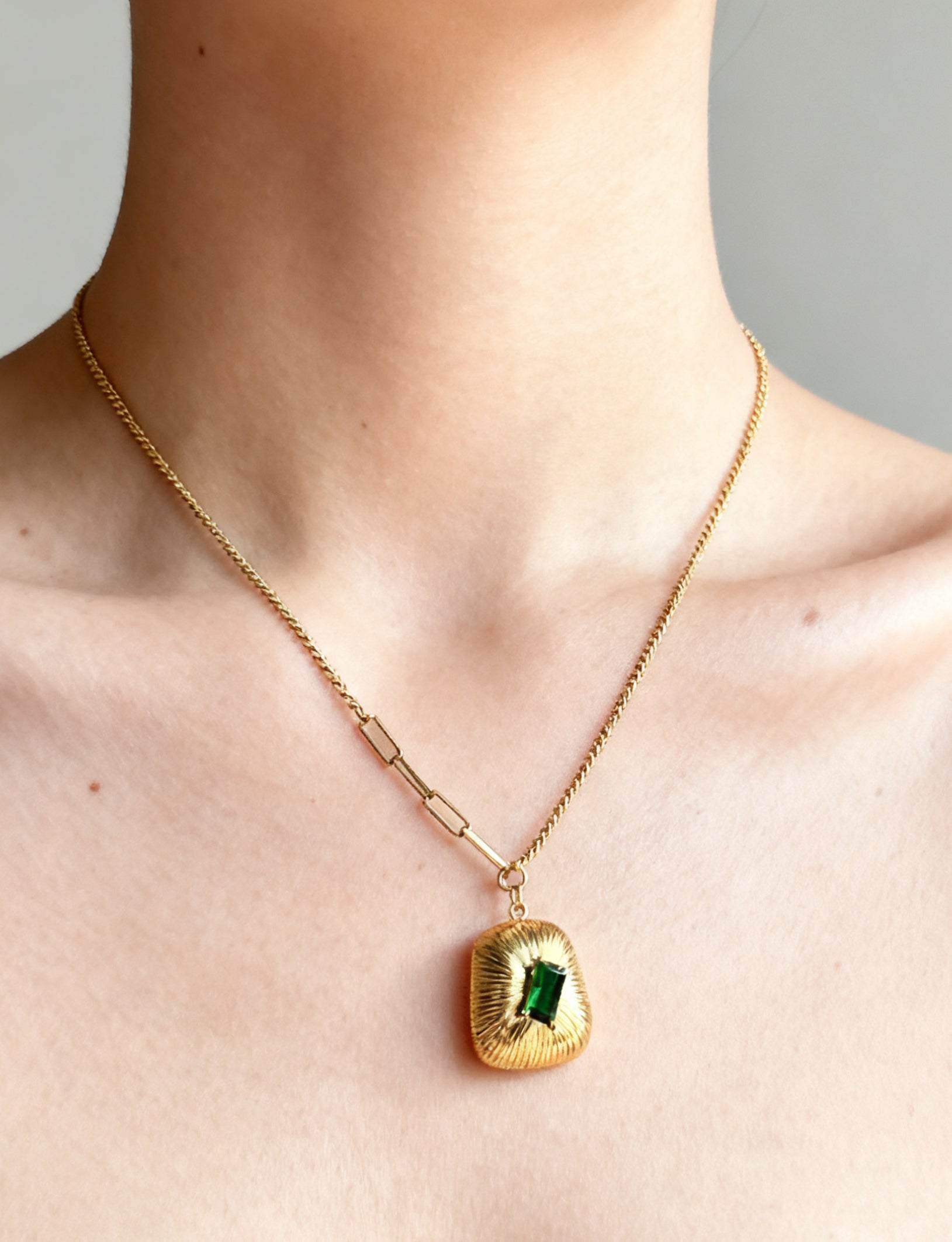 Vintage|Necklace |No returns or exchanges|1121