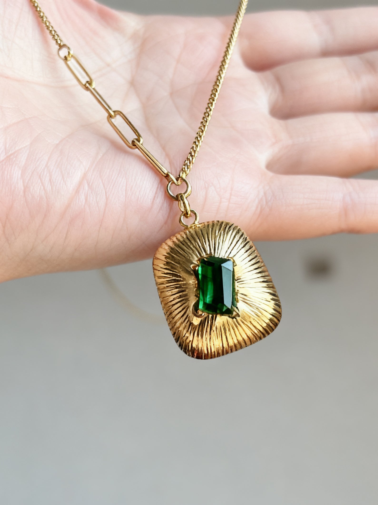 Vintage|Necklace |No returns or exchanges|1121
