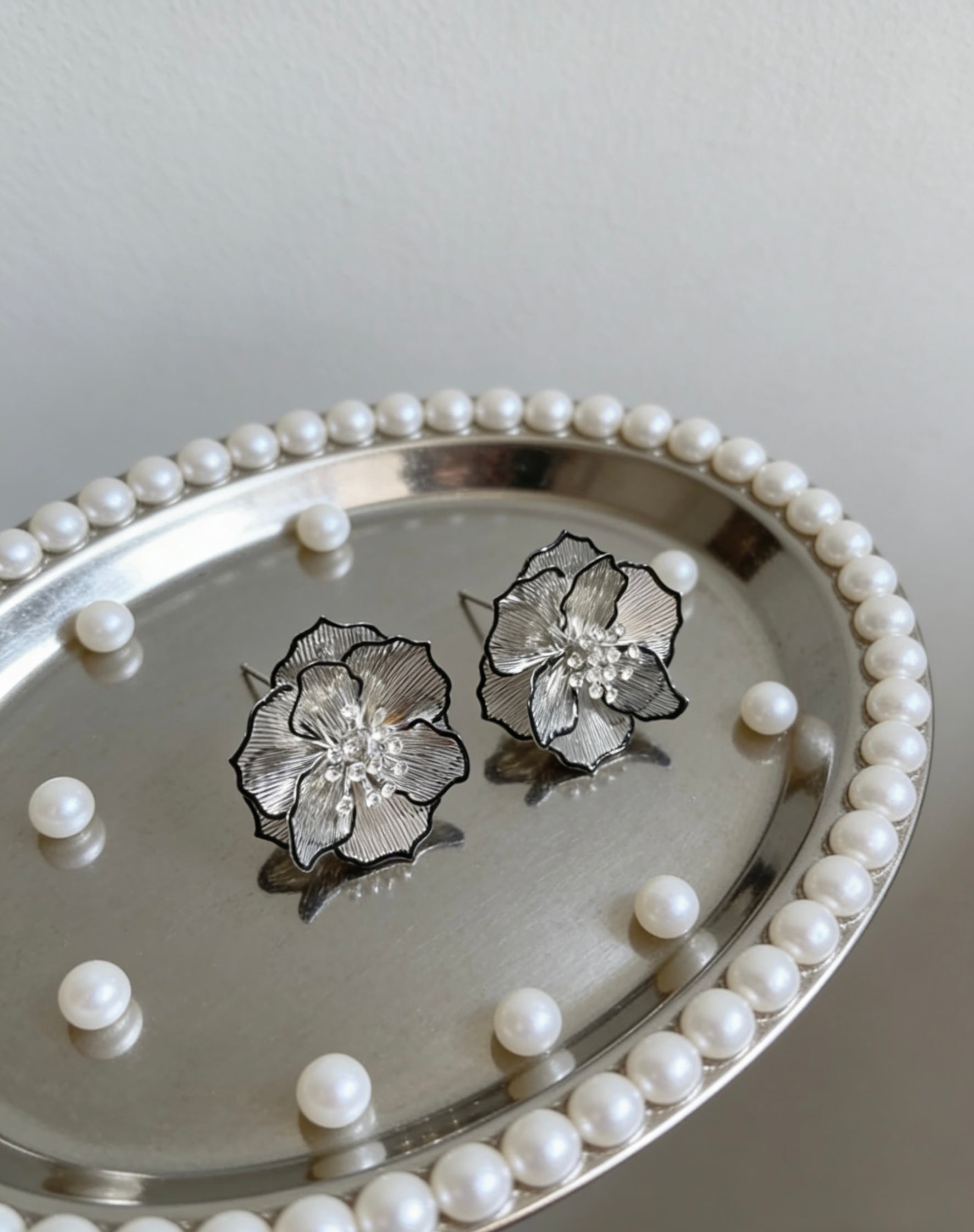 Vintage|Earings|No returns or exchanges|121505