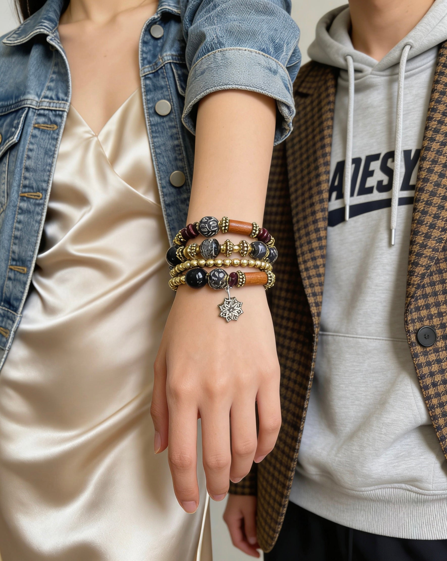 Vintage|bracelet|No returns or exchanges|7711