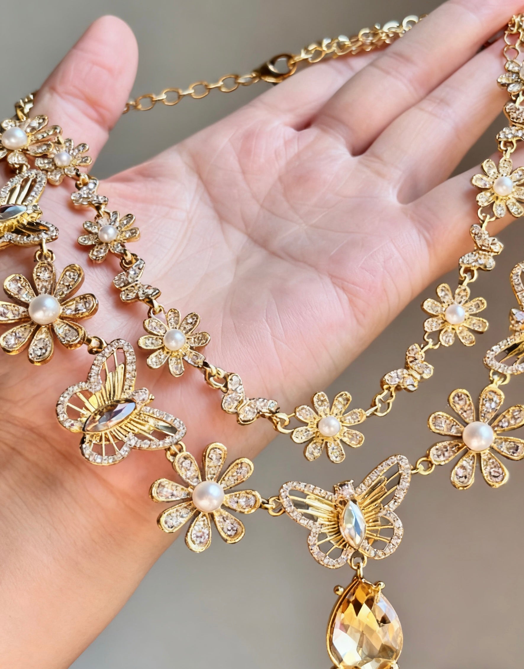 Vintage|Necklace |No returns or exchanges|B102345