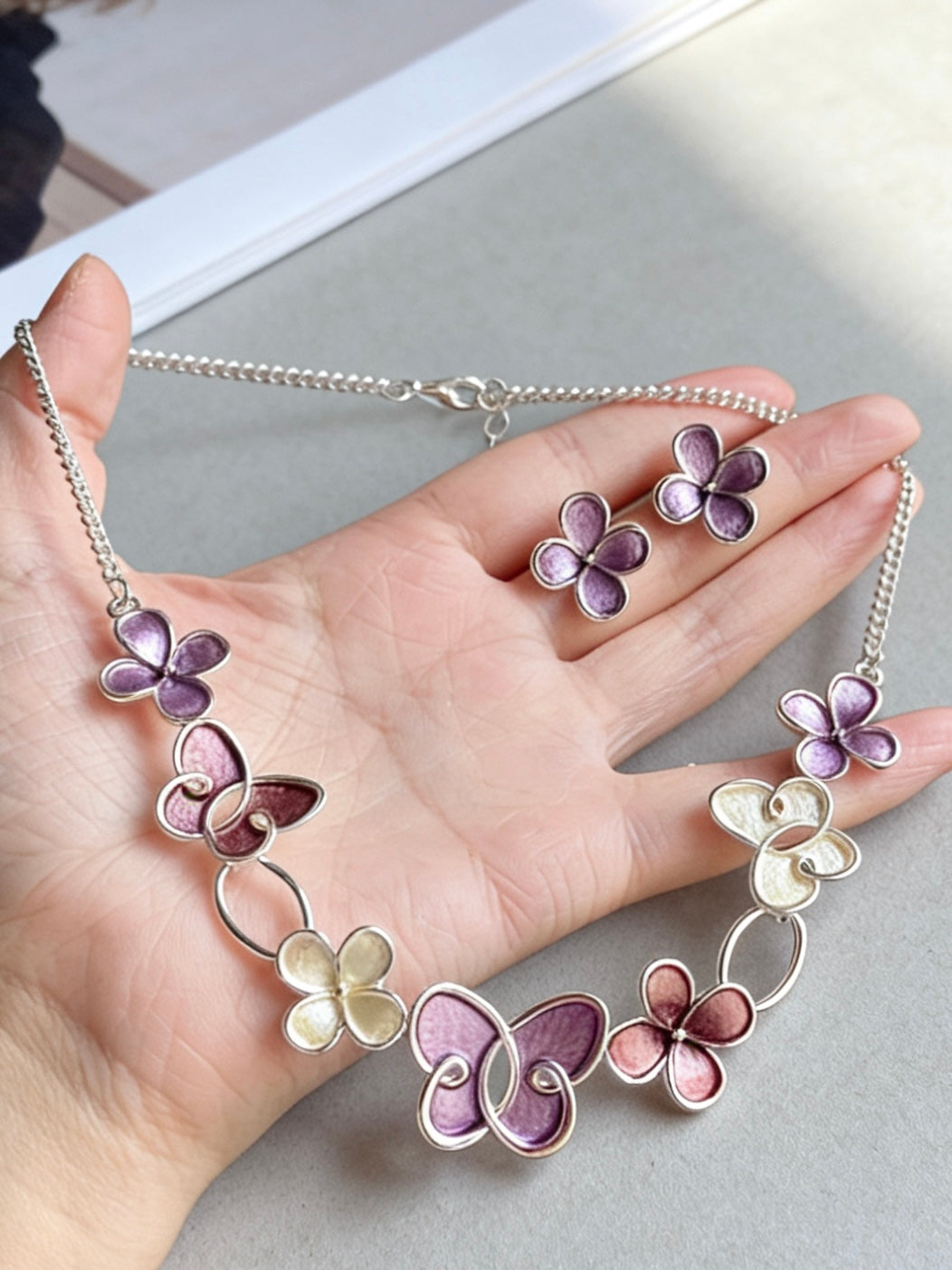 Vintage|Necklace |No returns or exchanges|F42107