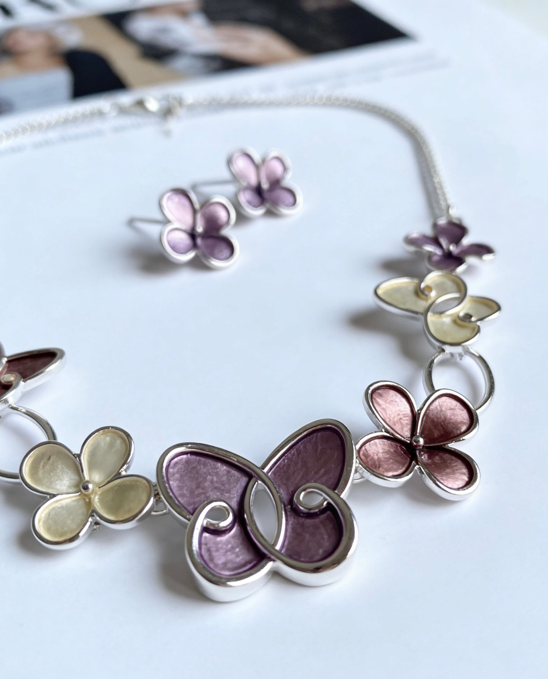 Vintage|Necklace |No returns or exchanges|F42107