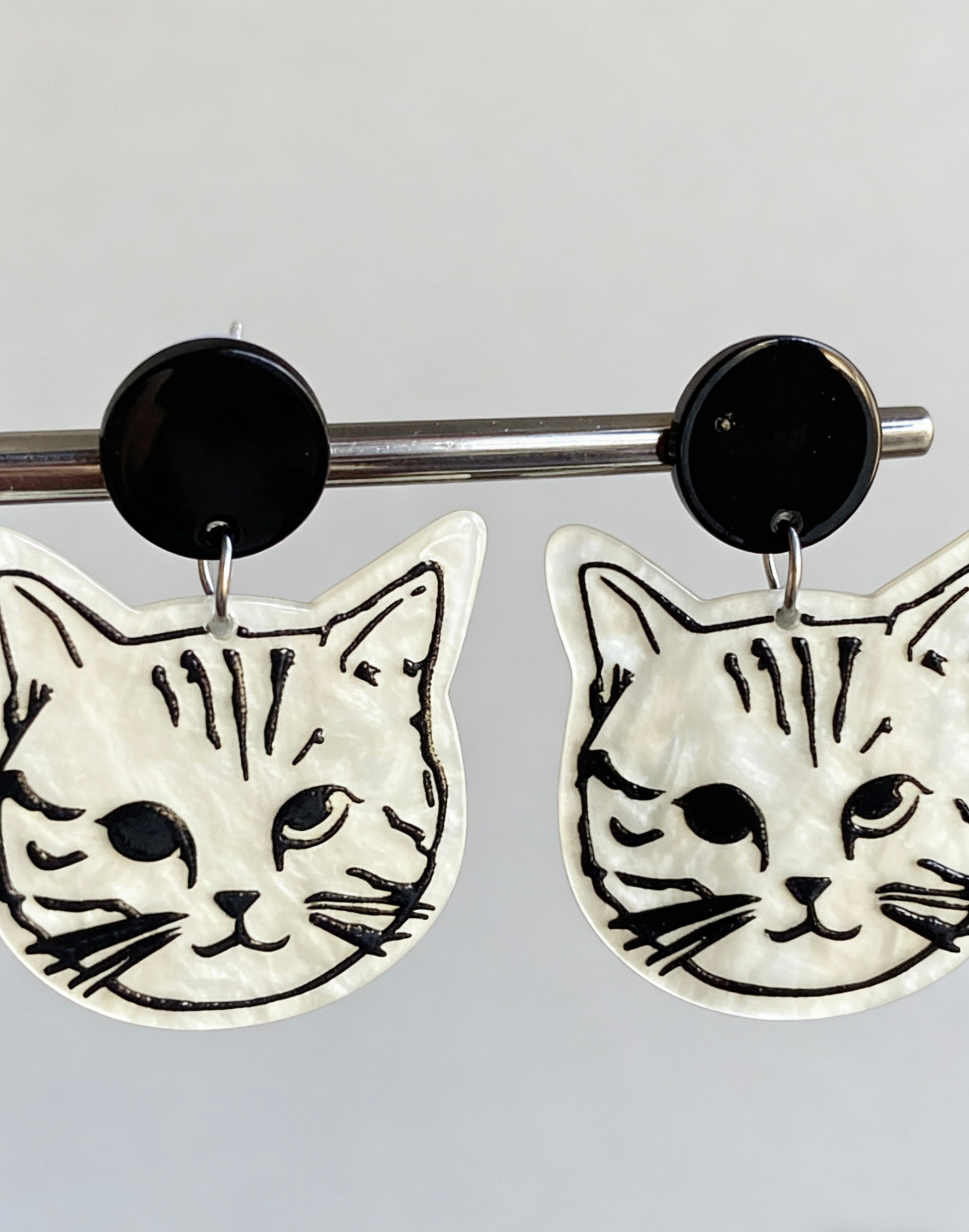 Vintage|Earings|No returns or exchanges|R60361